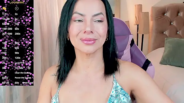 veronika naughty online show from 09-23-25, 01:58