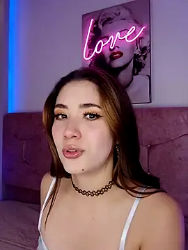 lunar leen online show from 02-12-25, 11:09