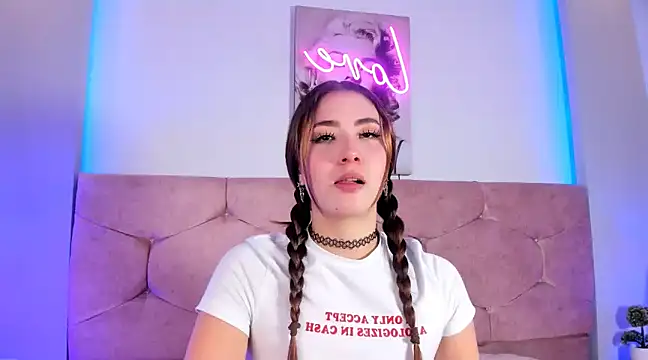 lunar leen online show from 02-20-25, 06:57