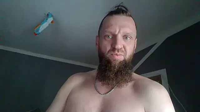 Snapshot of donhulio482 chatting on 10-25-25, 12:34 donhulio482 online show from 10-25-25, 12:34