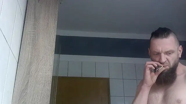 Snapshot of donhulio482 chatting on 11-06-25, 02:40 donhulio482 online show from 11-06-25, 02:40