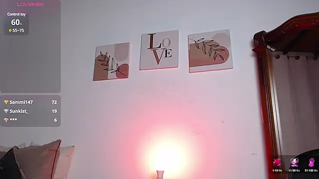 Snapshot of madisex_s chatting on 01-21-25, 10:08 madisex s online show from 01-21-25, 10:08