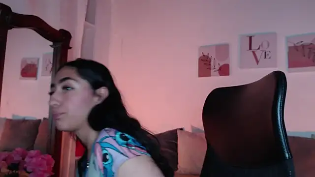 Snapshot of madisex_s chatting on 09-15-25, 01:22 madisex s online show from 09-15-25, 01:22