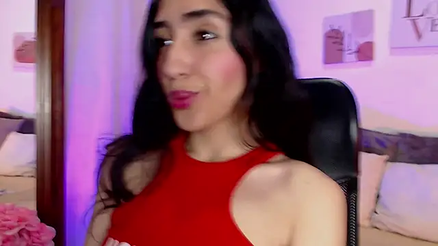 Snapshot of madisex_s chatting on 11-06-25, 01:45 madisex s online show from 11-06-25, 01:45