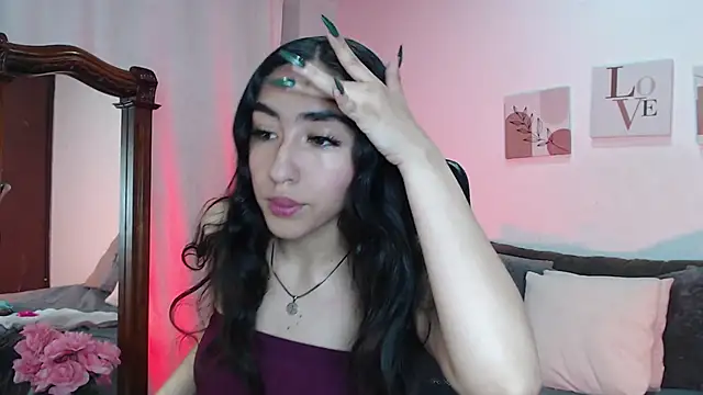 Snapshot of madisex_s chatting on 11-22-25, 12:48 madisex s online show from 11-22-25, 12:48