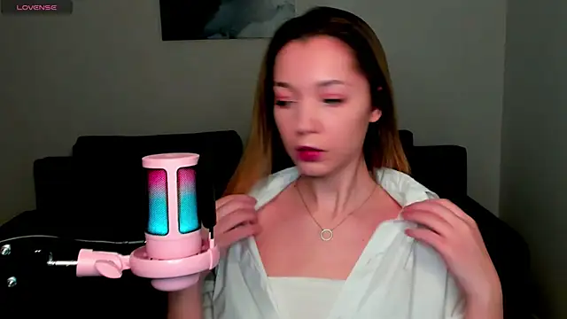 MiaThaine online show from 01-03-25, 12:54