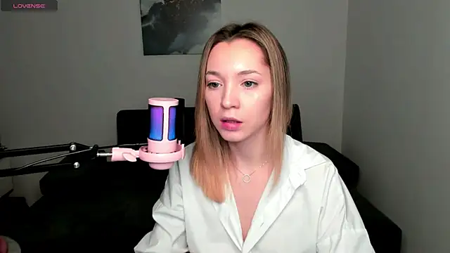 MiaThaine online show from 01-09-25, 03:47