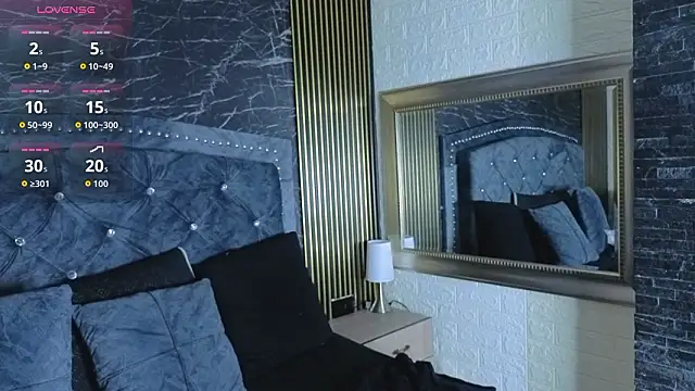 charlotte  G online show from 02-10-26, 11:03