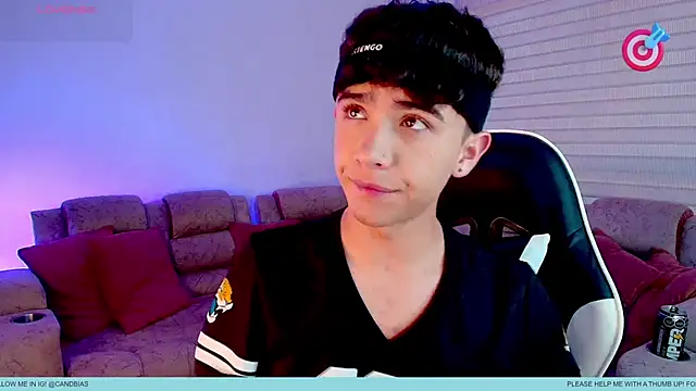 Niico Cruz online show from 01-14-26, 10:36