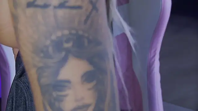 shayblonde online show from 12-14-24, 08:29