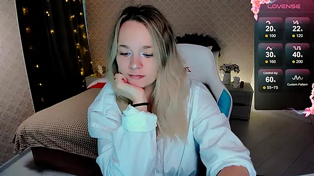 Snapshot of SherillBrill chatting on 01-19-25, 07:46 SherillBrill online show from 01-19-25, 07:46