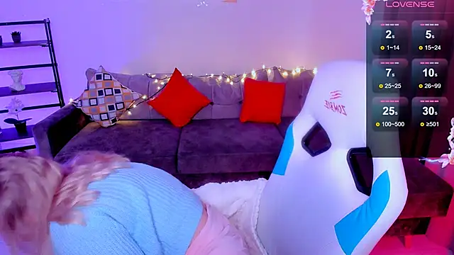 Snapshot of SherillBrill chatting on 01-25-25, 07:38 SherillBrill online show from 01-25-25, 07:38