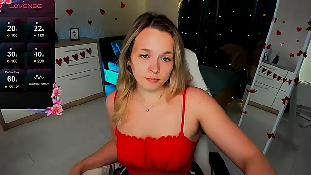 Snapshot of SherillBrill chatting on 02-16-25, 02:32 SherillBrill online show from 02-16-25, 02:32