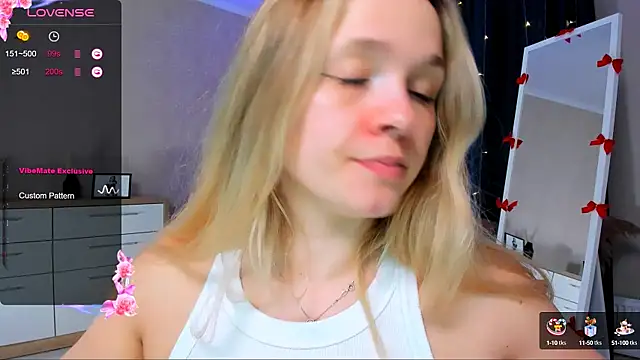 Snapshot of SherillBrill chatting on 03-06-25, 05:54 SherillBrill online show from 03-06-25, 05:54