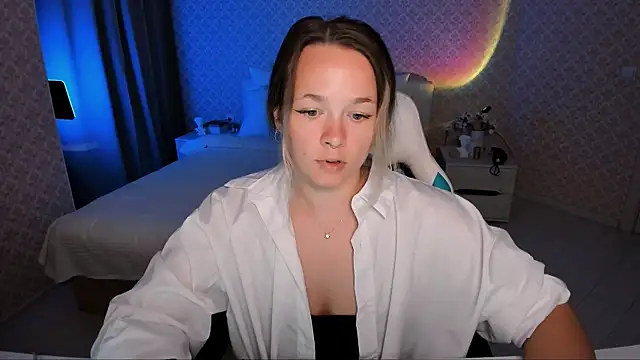 Snapshot of SherillBrill chatting on 09-10-25, 03:01 SherillBrill online show from 09-10-25, 03:01