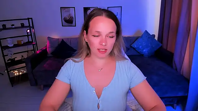 Snapshot of SherillBrill chatting on 09-25-25, 02:54 SherillBrill online show from 09-25-25, 02:54