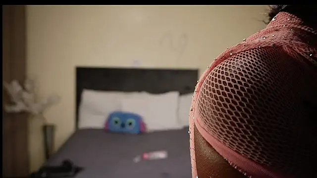 nia bell online show from 12-14-24, 05:47