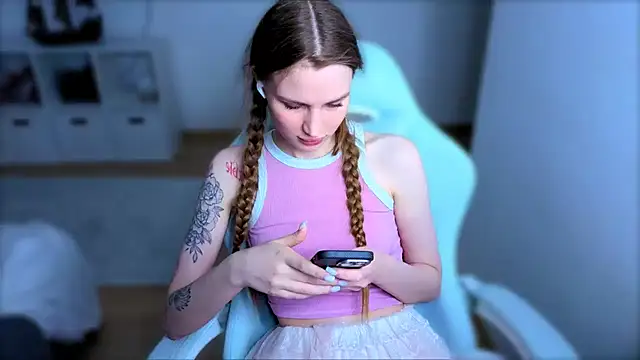 StellaLawless online show from 02-22-26, 12:47