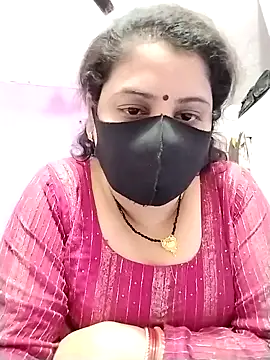 Snapshot of Ruksar-Pathan chatting on 01-17-25, 04:57 Ruksar-Pathan online show from 01-17-25, 04:57