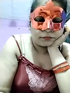 Snapshot of Ruksar-Pathan chatting on 01-21-25, 06:43 Ruksar-Pathan online show from 01-21-25, 06:43