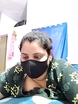 Snapshot of Ruksar-Pathan chatting on 02-11-25, 08:10 Ruksar-Pathan online show from 02-11-25, 08:10