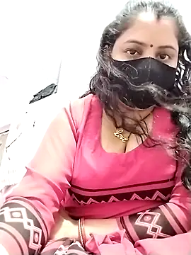 Snapshot of Ruksar-Pathan chatting on 02-12-25, 02:14 Ruksar-Pathan online show from 02-12-25, 02:14