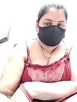 Snapshot of Ruksar-Pathan chatting on 02-14-25, 08:48 Ruksar-Pathan online show from 02-14-25, 08:48