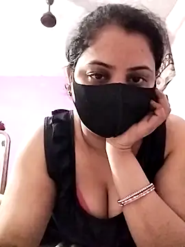 Snapshot of Ruksar-Pathan chatting on 10-07-25, 08:06 Ruksar-Pathan online show from 10-07-25, 08:06