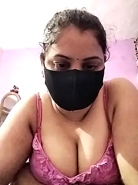 Snapshot of Ruksar-Pathan chatting on 10-15-25, 07:03 Ruksar-Pathan online show from 10-15-25, 07:03