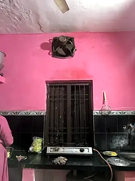 Ruksar-Pathan online show from 11-18-25, 02:54