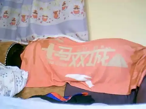 Snapshot of 69Hot_Tiny chatting on 09-15-25, 06:52 69Hot Tiny online show from 09-15-25, 06:52