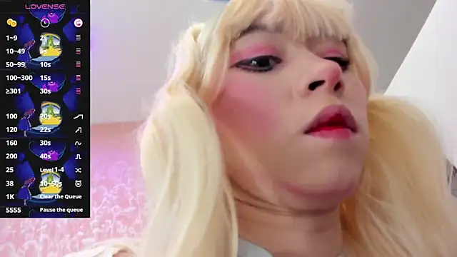 NEZUKO MITSURI online show from 09-27-25, 12:43