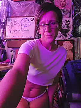 Snapshot of nephilaaranea chatting on 04-26-26, 06:16 nephilaaranea online show from 04-26-26, 06:16