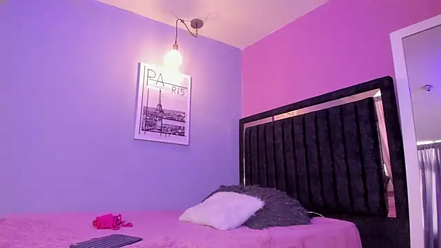 alessiaferry online show from 01-15-25, 02:56