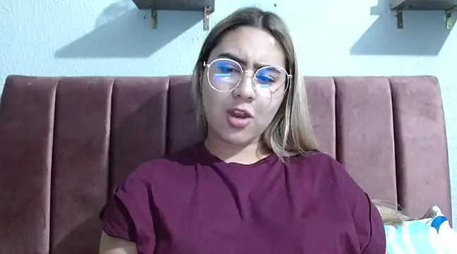 Miabonnett  online show from 01-21-25, 10:41