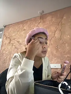 Miabonnett  online show from 12-04-25, 12:14