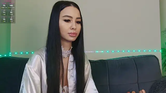 OnlyXandra online show from 02-11-25, 08:37