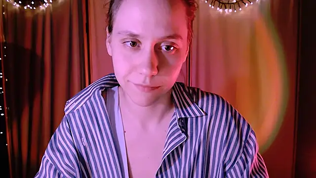 Snapshot of Malinax chatting on 12-09-24, 01:29 Malinax online show from 12-09-24, 01:29