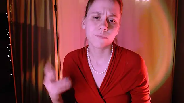 Snapshot of Malinax chatting on 12-21-24, 01:58 Malinax online show from 12-21-24, 01:58