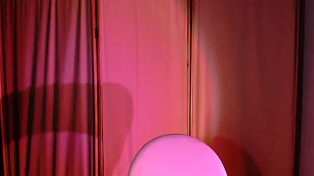 Snapshot of Malinax chatting on 02-11-25, 10:28 Malinax online show from 02-11-25, 10:28