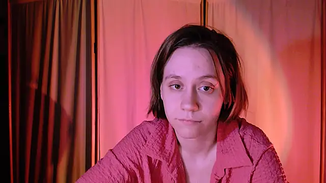 Snapshot of Malinax chatting on 03-07-25, 11:27 Malinax online show from 03-07-25, 11:27