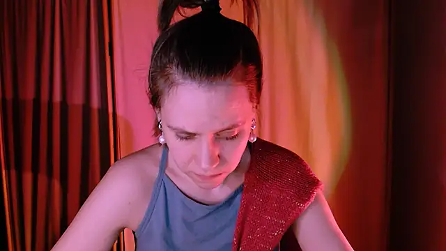 Snapshot of Malinax chatting on 03-11-25, 10:31 Malinax online show from 03-11-25, 10:31