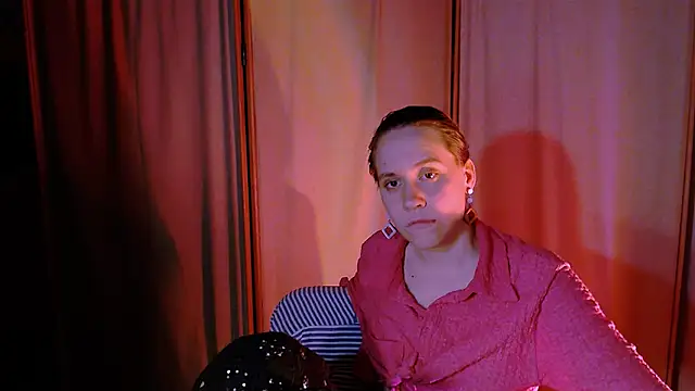 Snapshot of Malinax chatting on 09-14-25, 11:04 Malinax online show from 09-14-25, 11:04