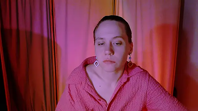 Snapshot of Malinax chatting on 09-19-25, 10:43 Malinax online show from 09-19-25, 10:43