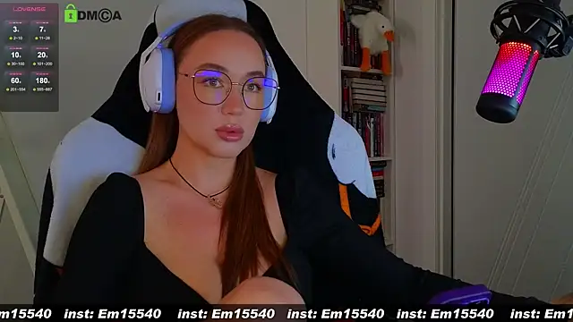 Snapshot of Emili1- chatting on 01-22-25, 09:35 Emili1- online show from 01-22-25, 09:35