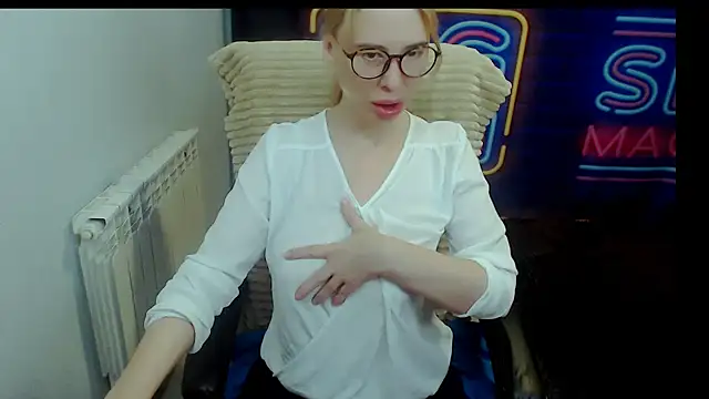 Snapshot of kerakiss877 chatting on 10-26-25, 08:26 kerakiss877 online show from 10-26-25, 08:26