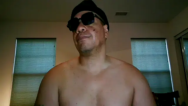 Snapshot of pimpdaddy4ever chatting on 02-21-25, 10:15 pimpdaddy4ever online show from 02-21-25, 10:15