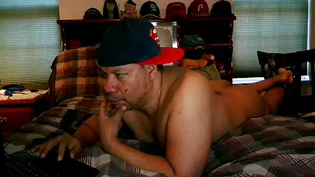 Snapshot of pimpdaddy4ever chatting on 03-08-25, 10:02 pimpdaddy4ever online show from 03-08-25, 10:02