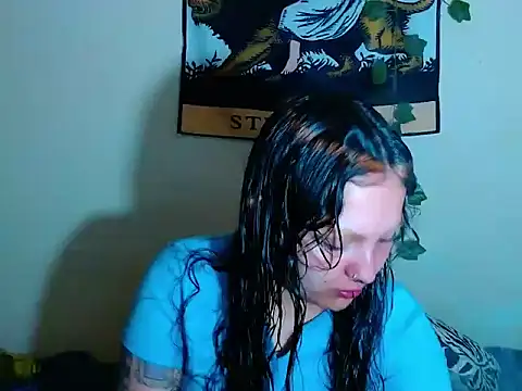 Snapshot of sweetiee_mary chatting on 12-14-25, 06:08 sweetiee mary online show from 12-14-25, 06:08