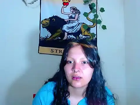 Snapshot of sweetiee_mary chatting on 12-14-25, 07:40 sweetiee mary online show from 12-14-25, 07:40